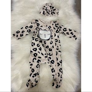 Jessica Simpson baby onesie with head turban